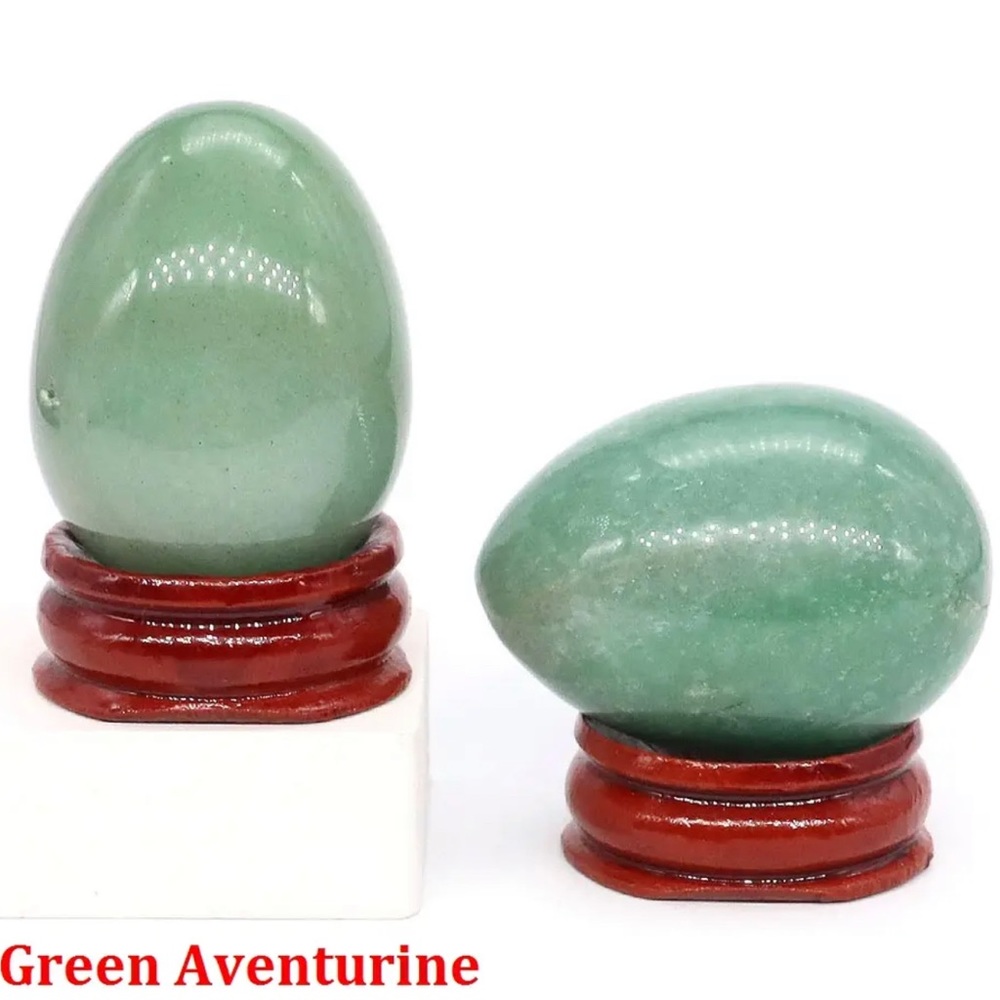 Natural Semi-Precious Aventurine Stone 30x40mm Egg Shape Crystal with Stand
